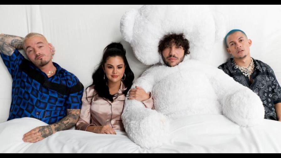 Selena Gómez vuelve a la carga, ahora con J Balvin 