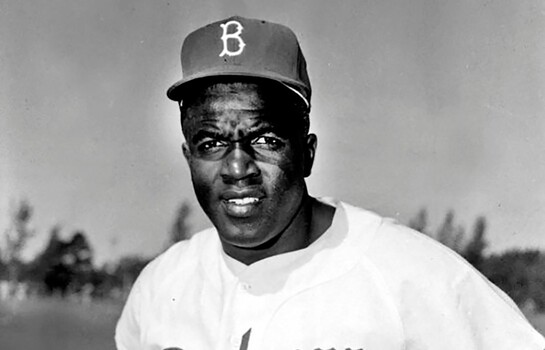Jackie Robinson cambi&oacute; la materia prima del b&eacute;isbol de Grandes Ligas