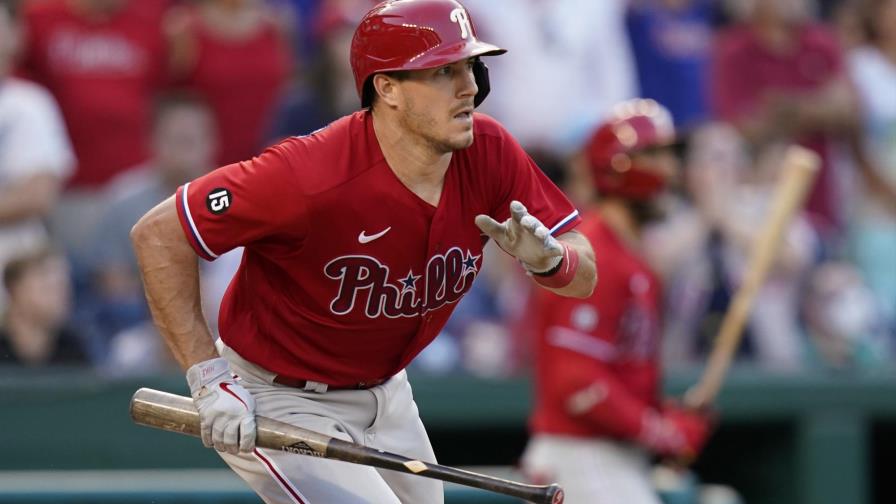 Realmuto y Hoskins ayudan a Filis en triunfo ante Nacionales