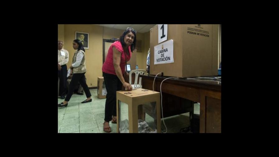 Ley de Régimen Electoral limita porcentaje de la mujer en política