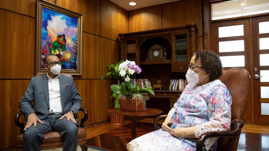 Procuradora general y ministro de Obras Públicas hablan sobre corrupción administrativa Procuradora general y ministro de Obras Públicas hablan sobre corrupción administrativa