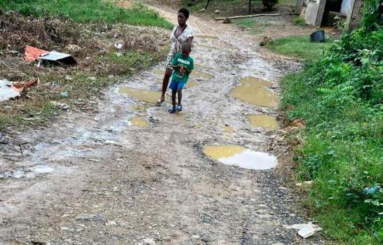 Denuncian mal estado de las calles en sector Jacagua de Villa Mella