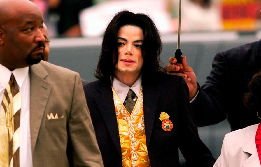 “Michael Jackson era atormentado por demandas de abuso sexual”, dice un primo