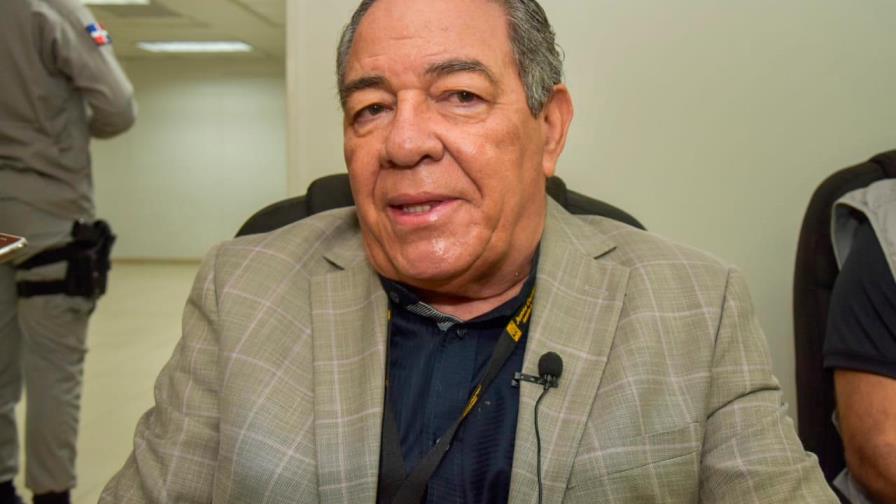 Renuncian casi 100 funcionarios de mesas electorales de Santiago Renuncian casi 100 funcionarios de mesas electorales de Santiago