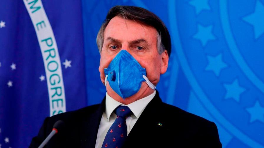Bolsonaro dice que la muerte es destino de todos en día de récord de víctimas