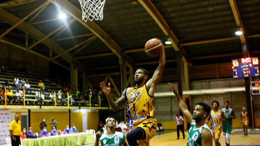 Club 29 de junio empata en primer lugar del torneo básquet de Santo Domingo Este