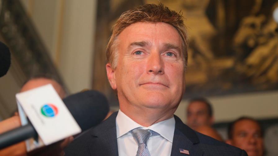 Exembajador James Brewster motiva a norteamericanos a pasar vacaciones de Año Nuevo en RD