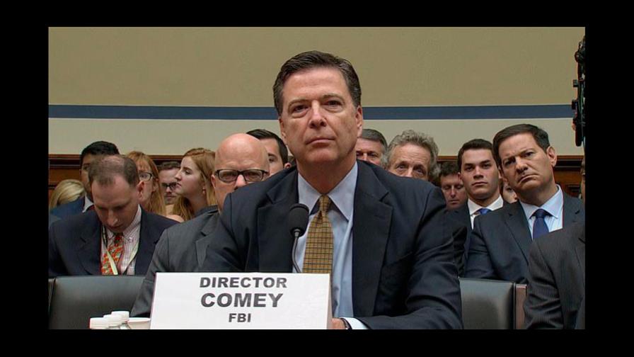 Exdirector del FBI anticipa días “peligrosos” y compara a Trump con un “capo”