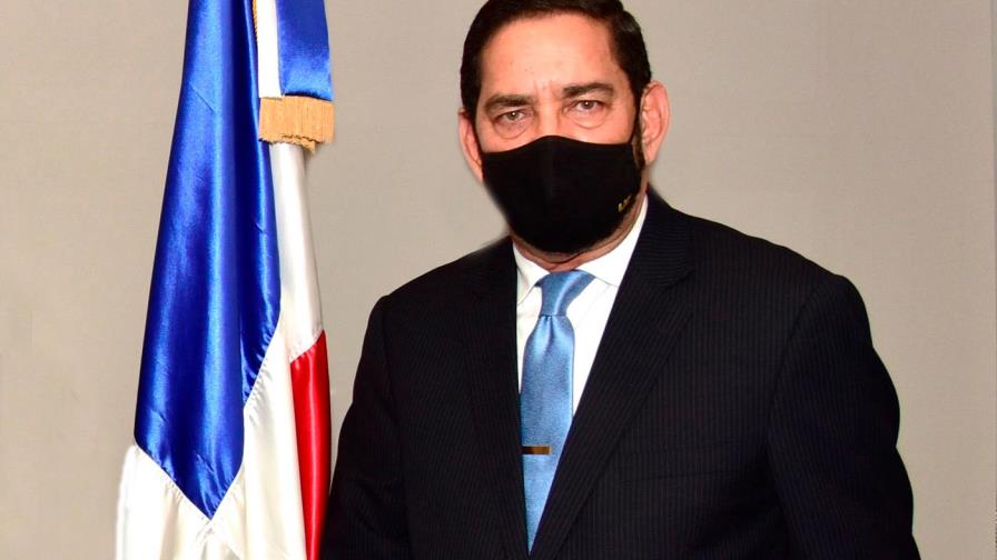 Consulado dominicano en NY anuncia reajuste de tarifas en sus servicios