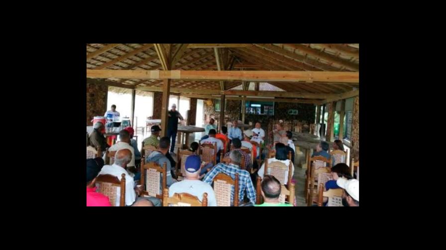 Jardín Botánico de Santiago mantiene cobro a caminantes y alquiler de espacios
