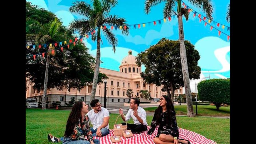 Invitan a picnic en los jardines del Palacio Nacional este primero de agosto Invitan a picnic en los jardines del Palacio Nacional este primero de agosto