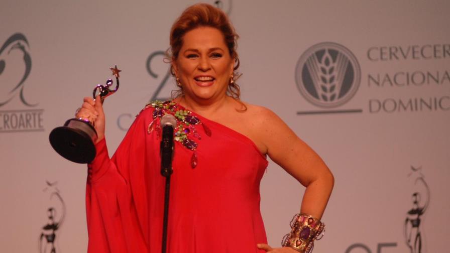 Acroarte reconocerá a Jatnna Tavárez con un Soberano al Mérito por sus 35 años en la TV