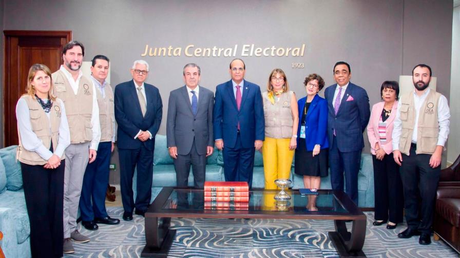 COVID-19 afecta observación electoral internacional; se reducen delegaciones que vendrán a RD COVID-19 afecta observación electoral internacional; se reducen delegaciones que vendrán a RD