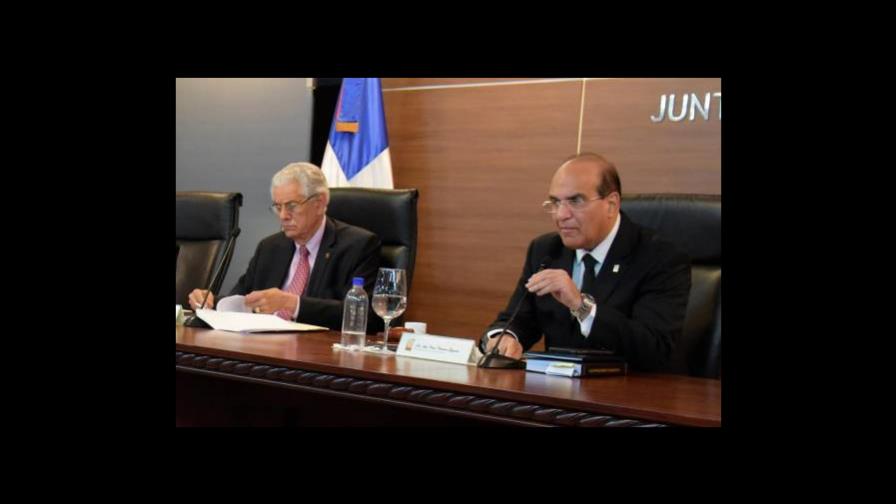 La Junta convoca a partidos para el 7 de enero