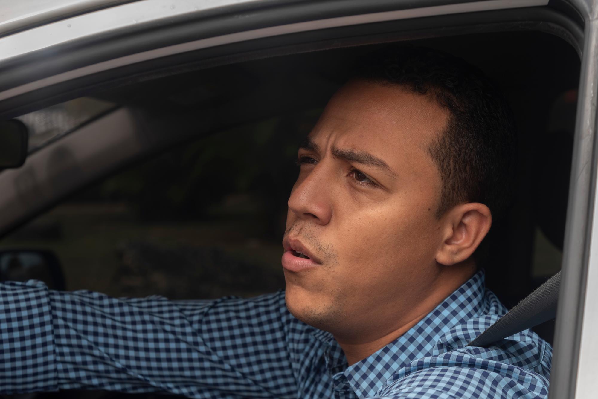 Franklin Batista habla del peligro de la intersección. 