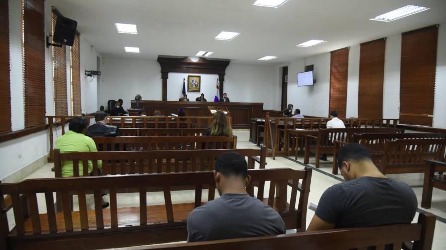 Visita periódica para hombre que divulgó información falsa sobre toque de queda