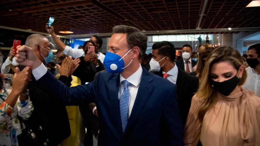 Los tuits de Jean Alain antes de ser apresado por el Ministerio Público Los tuits de Jean Alain antes de ser apresado por el Ministerio Público