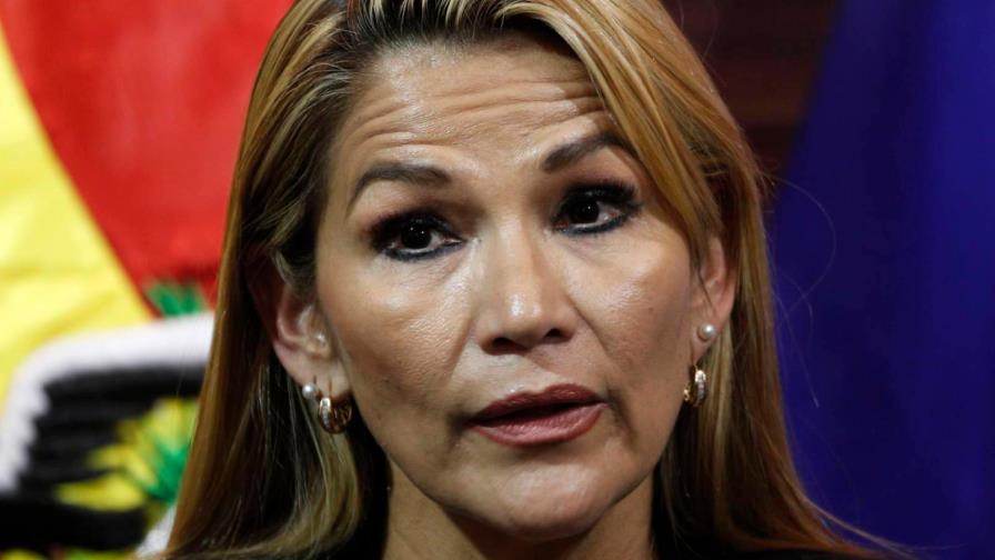 La senadora opositora Jeanine Áñez asume la Presidencia interina de Bolivia La senadora opositora Jeanine Áñez asume la Presidencia interina de Bolivia