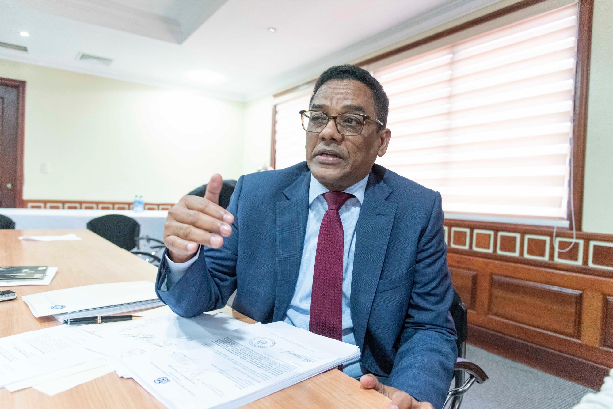 El presidente de la Comisión de Hacienda de la Cámara de Diputados, Ramón Cabrera. 