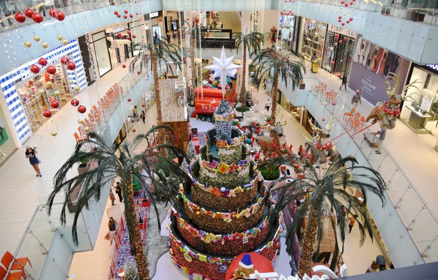 El espíritu navideño llega a centros comerciales de Santo Domingo