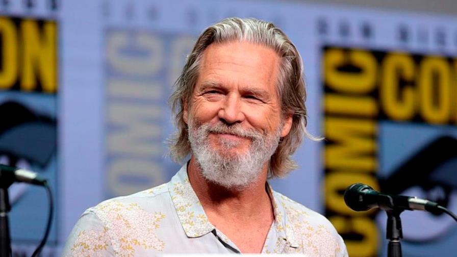 El actor Jeff Bridges reveló que su cáncer está en remisión
