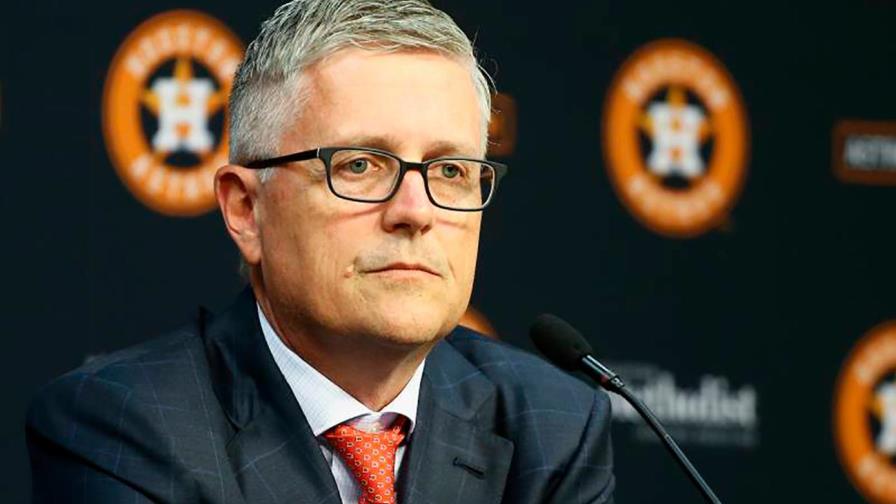 Un siglo después de los Medias Negras la trampa mancha la MLB