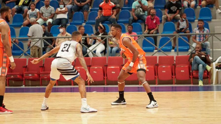 Los Cañeros se imponen a los Huracanes en la LNB