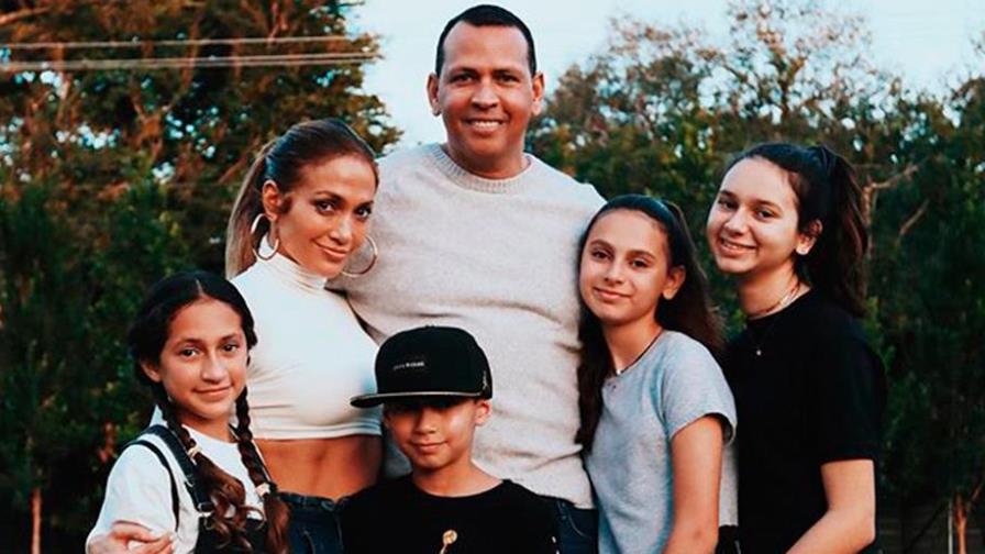 Así se entretiene la familia de JLo y Alex Rodríguez en cuarentena