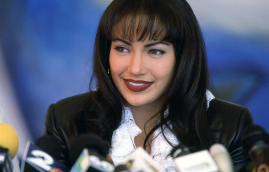 Revelan escenas nunca vistas de Jennifer López como Selena Quintanilla