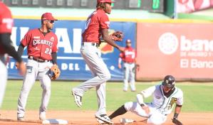 ¿Cómo se definiría un triple empate? 
