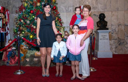 Despacho de la Primera Dama ofrece concierto Cantando a la Navidad Despacho de la Primera Dama ofrece concierto Cantando a la Navidad
