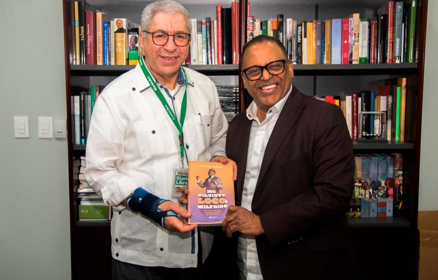 Wilfrido Vargas sigue abrazado al merengue
El artista revela su vida en libro