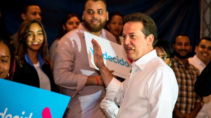 Ito Bisonó reitera rechazo a gobierno de Nicolás Maduro 