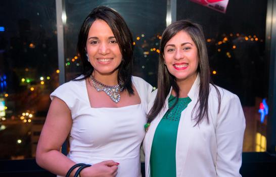 Society for Family Health introduce al mercado la marca de condones Vive