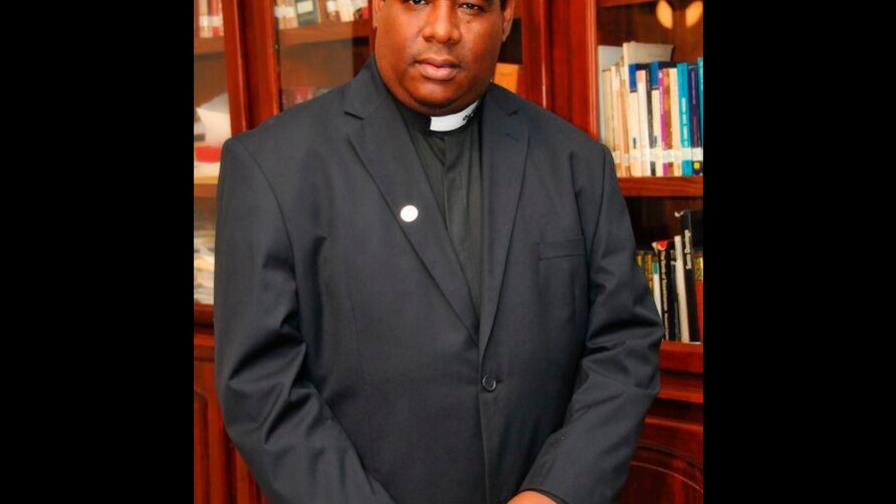 Monseñor Jesús Castro dice JCE debe procurar que voluntad de votantes se imponga en elecciones 