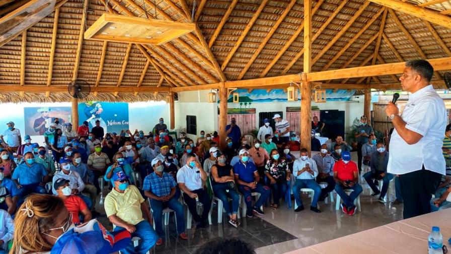 Chú Vásquez acusa al PLD de usar recursos del pueblo para campaña de Gonzalo