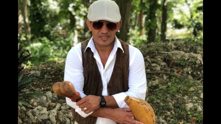 “Roberto y su Son” conecta el gusto popular con contagioso ritmo tropical