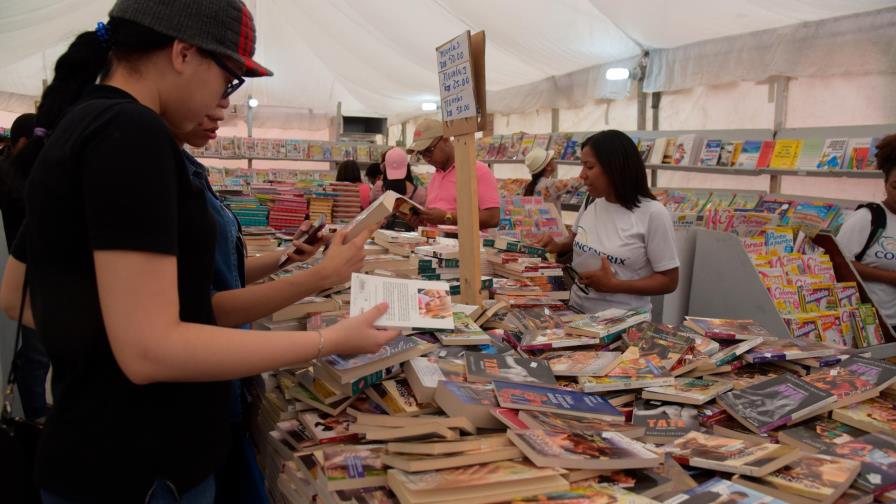 Los libros más buscados y vendidos en la Feria Internacional del Libro