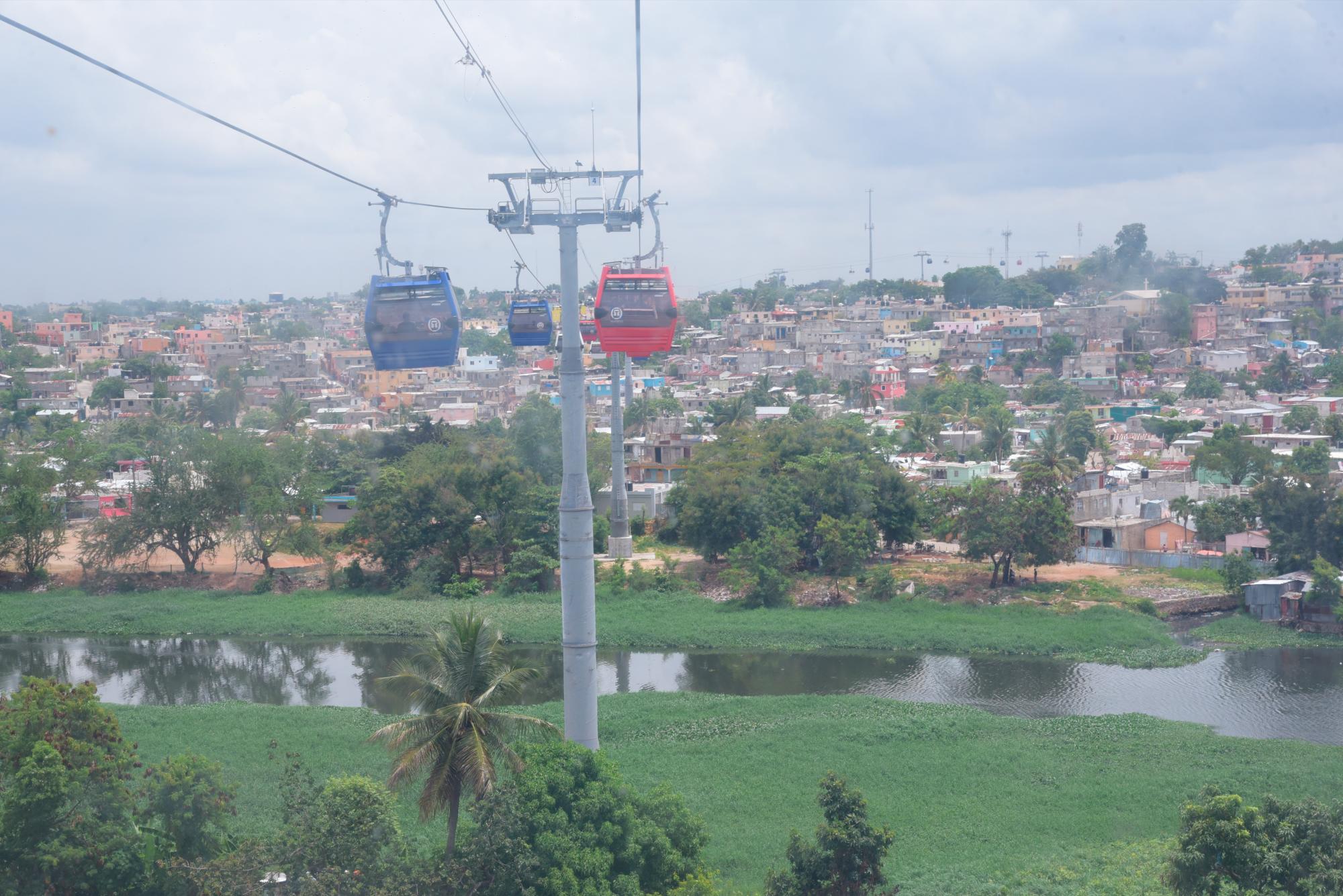 El servicio se mantiene de 6:00 de la mañana a 10:00 de la noche( José Justo Féliz) 