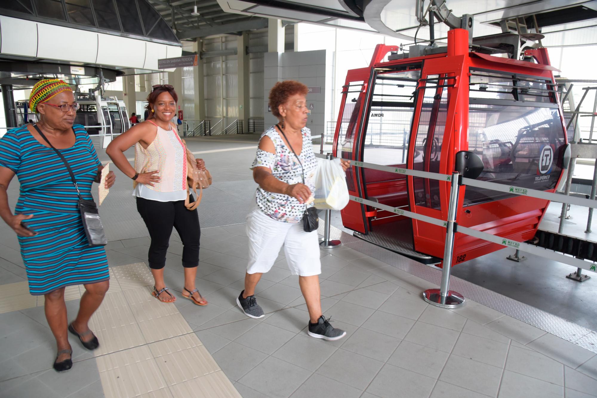 La gente esta satisfecha por el servicio(José Justo Féliz)