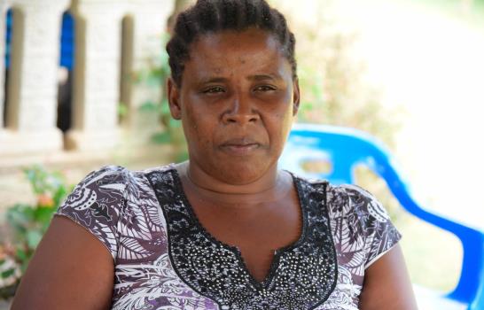 “Yo estoy segura que ella no se suicidó”, dice madre de joven encontrada muerta al lado de su bebé
