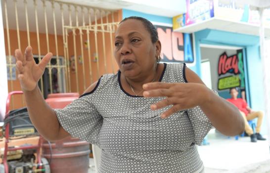 Mujer ultimada en Los Mameyes dejó en la orfandad una adolescente y dos niños