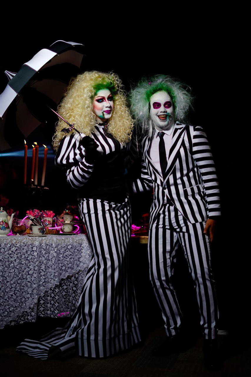 Jhonaly Guzmán y Angel Trifolio.