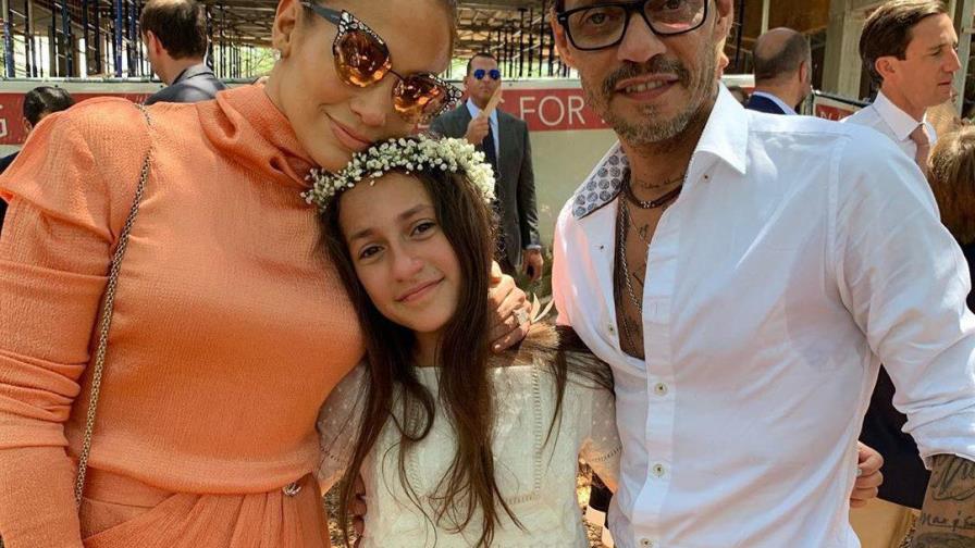Emme, la hija de Jennifer López y Marc Anthony se estrena como escritora
