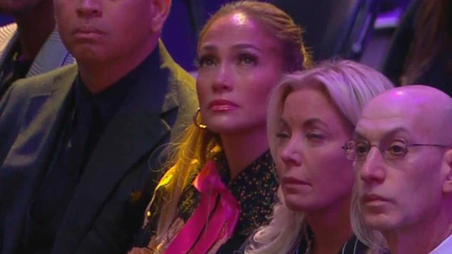 Jennifer López rinde homenaje a Kobe Bryant y su hija Gianna con su manicura Jennifer López rinde homenaje a Kobe Bryant y su hija Gianna con su manicura