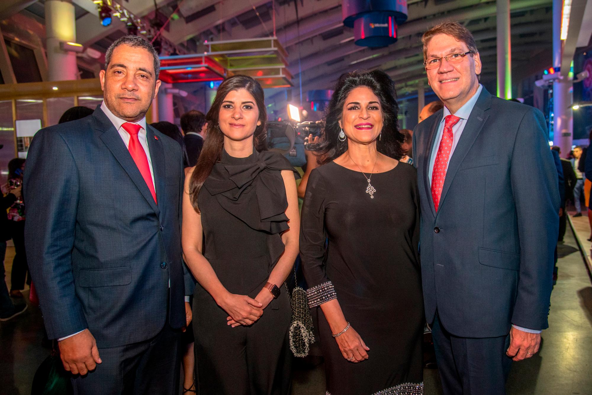 Rubén Guzmán, Leipzig Guzmán, Amelia Reyes y Eduard Gottschalk.