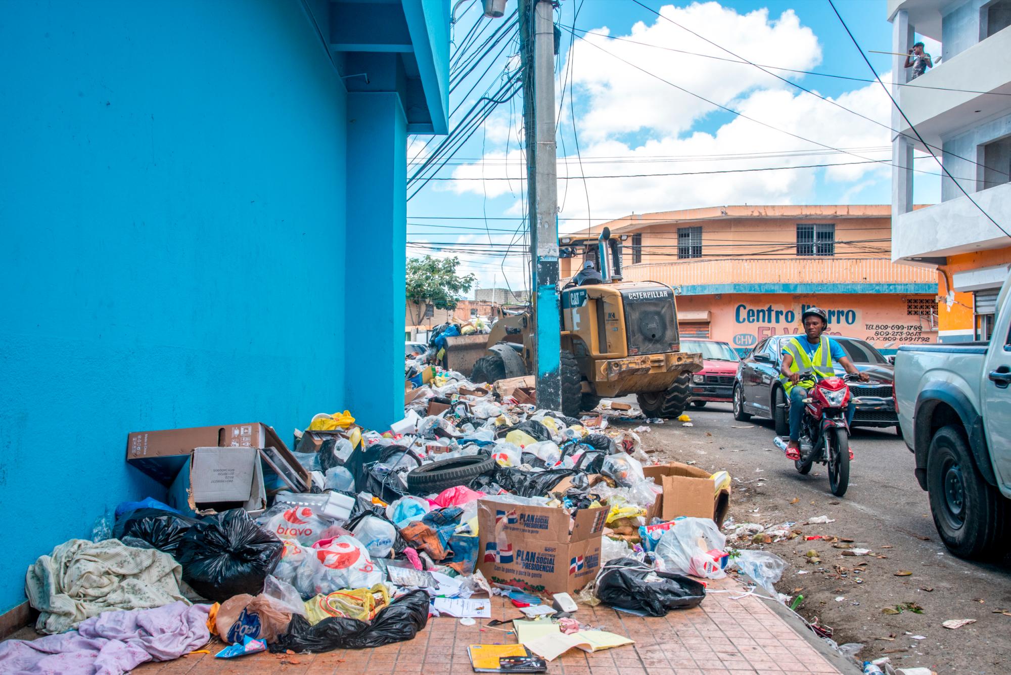 Basura en Santo Domingo Este.