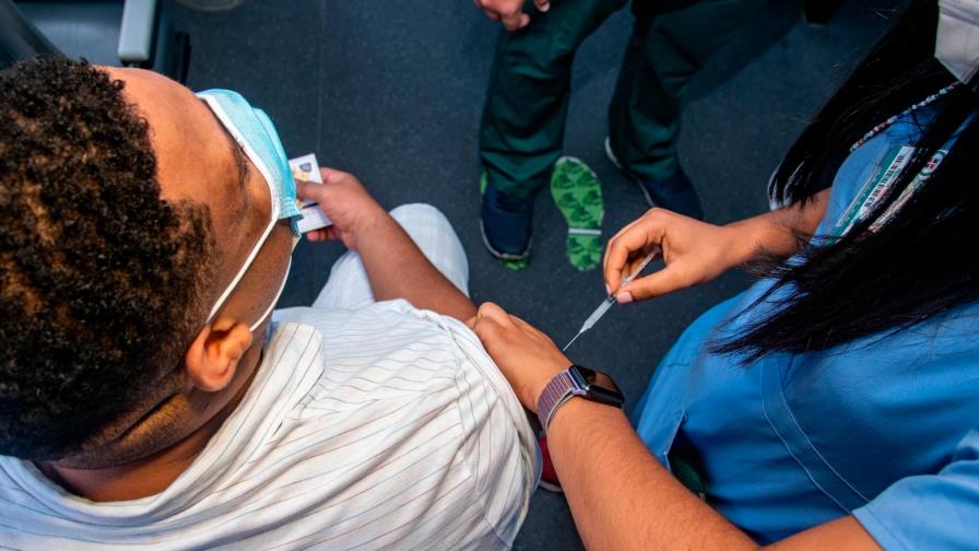 Gobierno dará la próxima semana detalles sobre la tercera dosis de vacuna COVID-19 Gobierno dará la próxima semana detalles sobre la tercera dosis de vacuna COVID-19