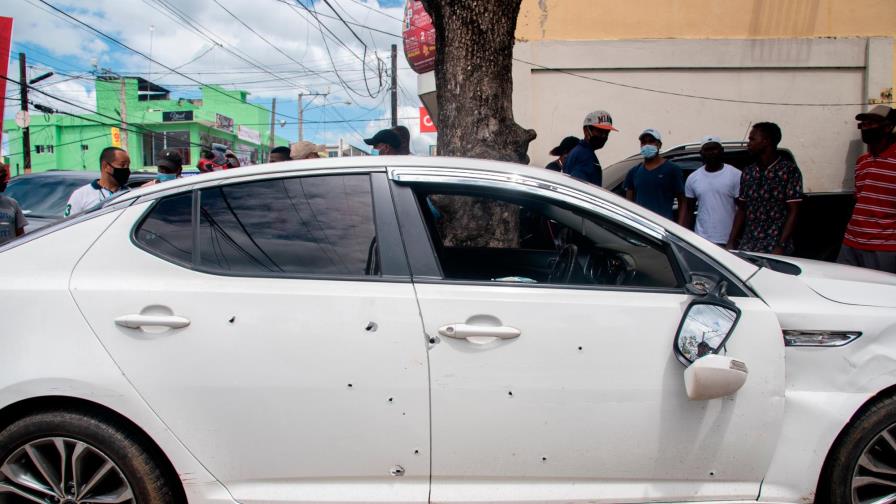 Suspenden audiencia de policías involucrados en muerte de esposos cristianos en Villa Altagracia