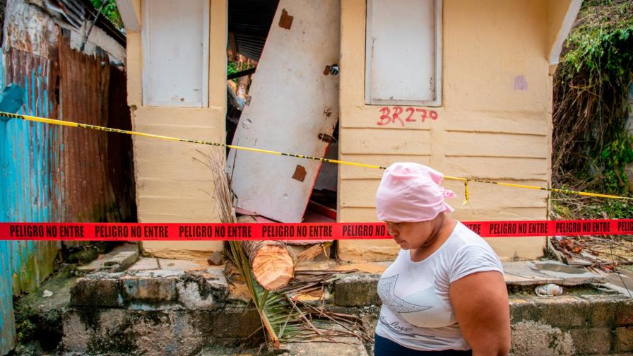 COE reduce a 12 las provincias en alerta roja por paso de Grace